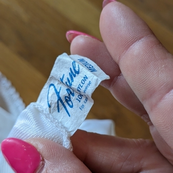 Vintage Fortune Medium White Double Side Slit Skirt Slip w/ Lace Trim - Picture 6 of 7